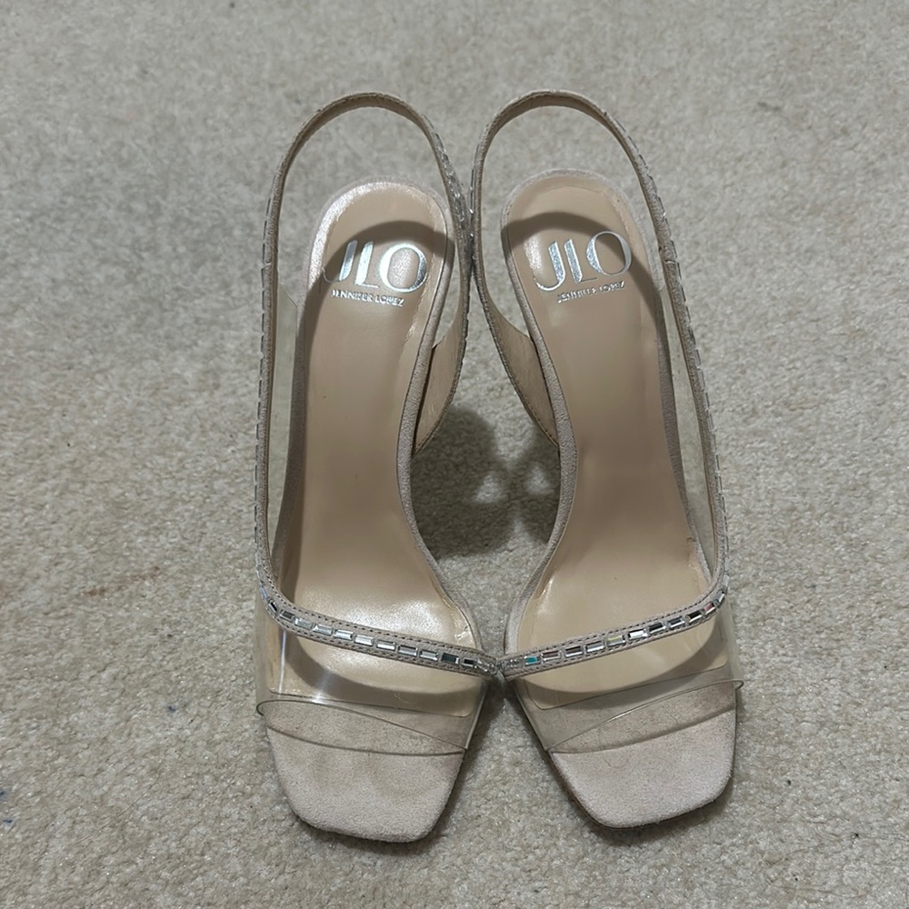 Jennifer Lopez Women's Beige Heels